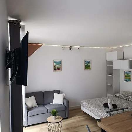 Lcs Au Coeur De La Balcon-parking